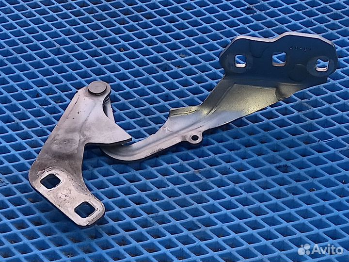 Петля капота левая Ford Mondeo 4 7s7aa16801