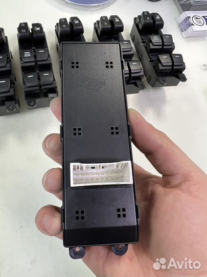 Блок кнопок стеклоподьемников hyundai Creta