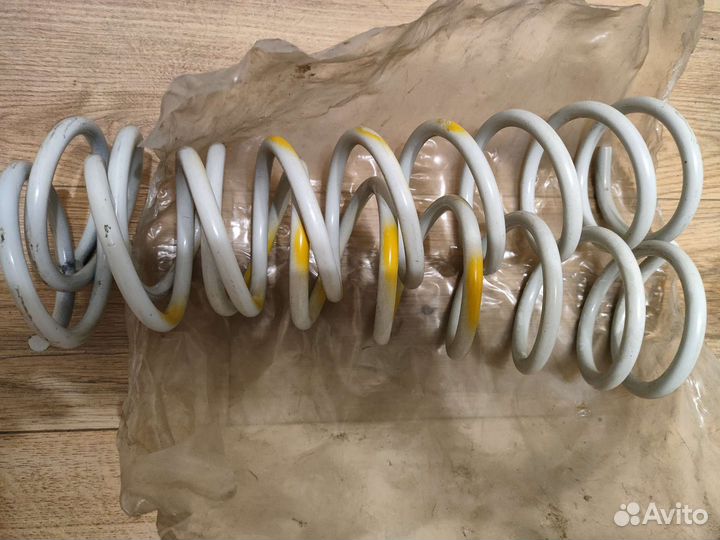Пружина задней подвески ваз 1111 (ока)