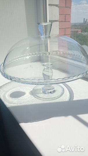 Тортовница на ножке с крышкой