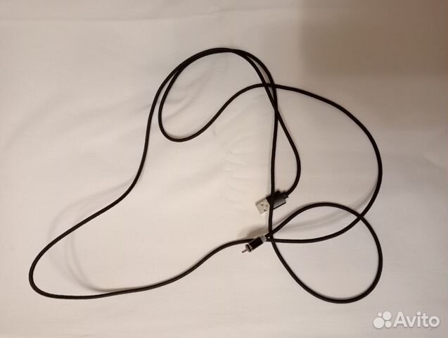 Провод для зарядки телефона