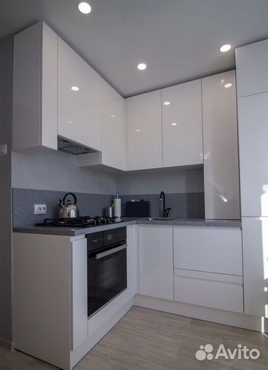 Кухня до потолка на заказ