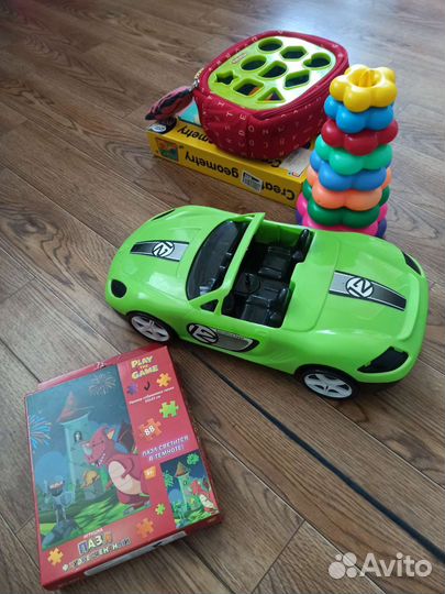 Пирамида машинка большая