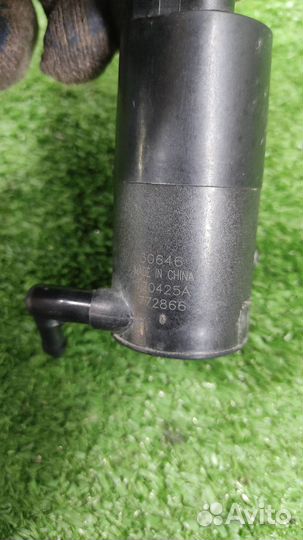 Мотор омывателя лобового стекла Suzuki SX4 2008