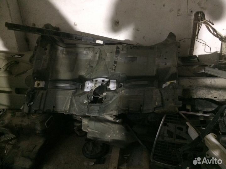 Продам бампер BMW X5 e53