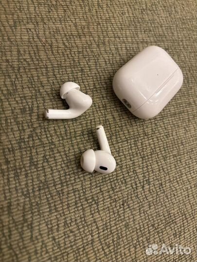 Наушники Apple AirPods Pro 2 белый
