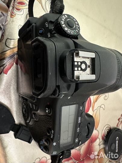 Зеркальный фотоаппарат canon60d