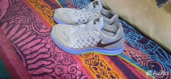 Кроссовки nike