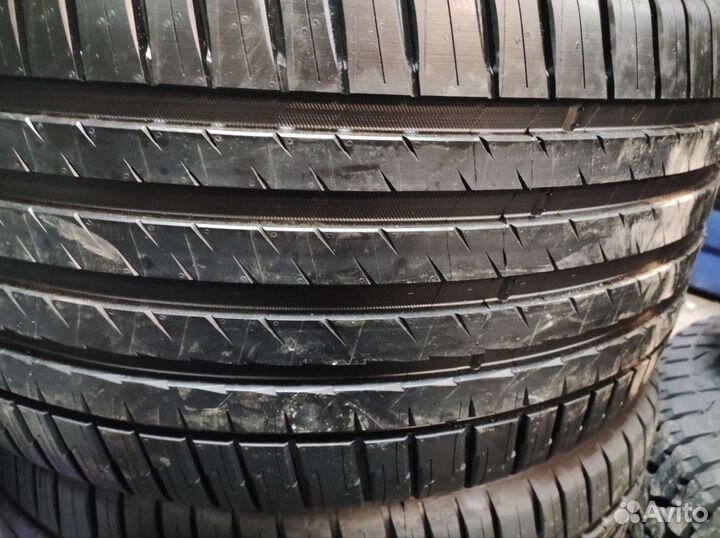 Michelin Pilot Sport 4 SUV 275/45 R20