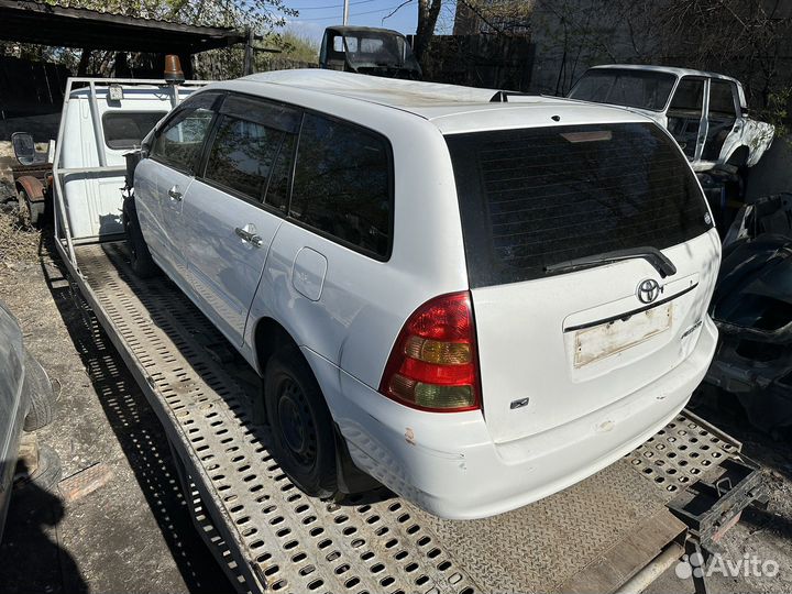 Toyota corolla fielder 121 разбор по запчастям