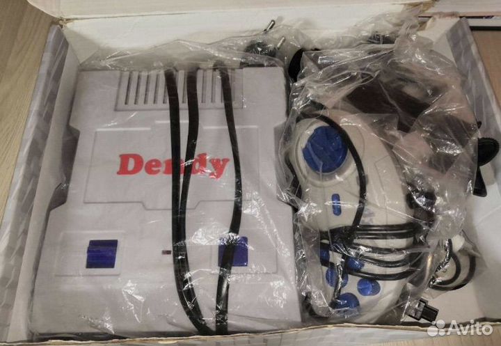Ретро-консоль Dendy Junior +300 игр+ световой пи