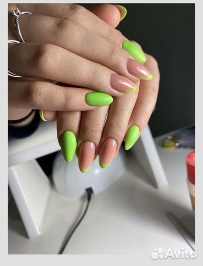 Маникюр на дому