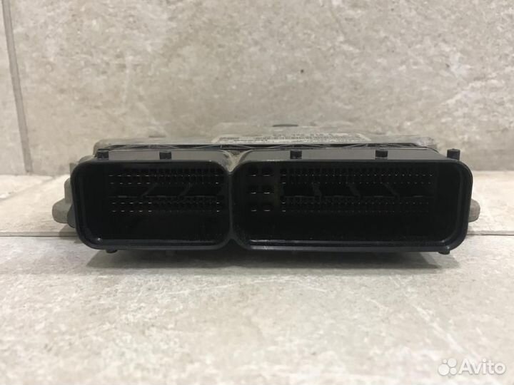 Блок управления двигателем Skoda Octavia A5 1Z- 20