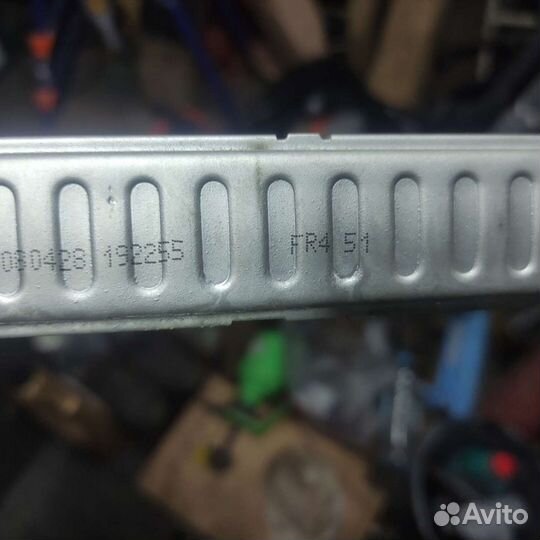 Радиатор отопления peugeo308