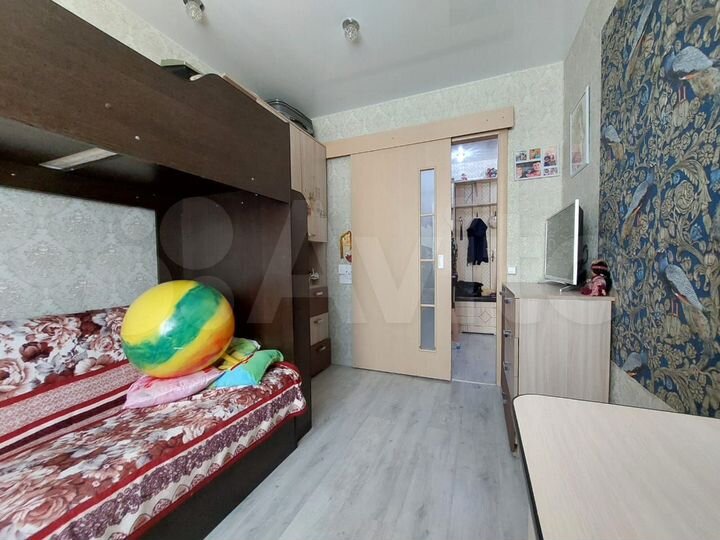 2-к. квартира, 42 м², 3/5 эт.