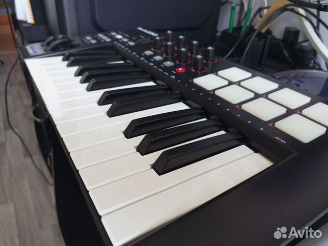 M audio oxygen 25