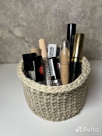 Корзинка вязаная ручной работы