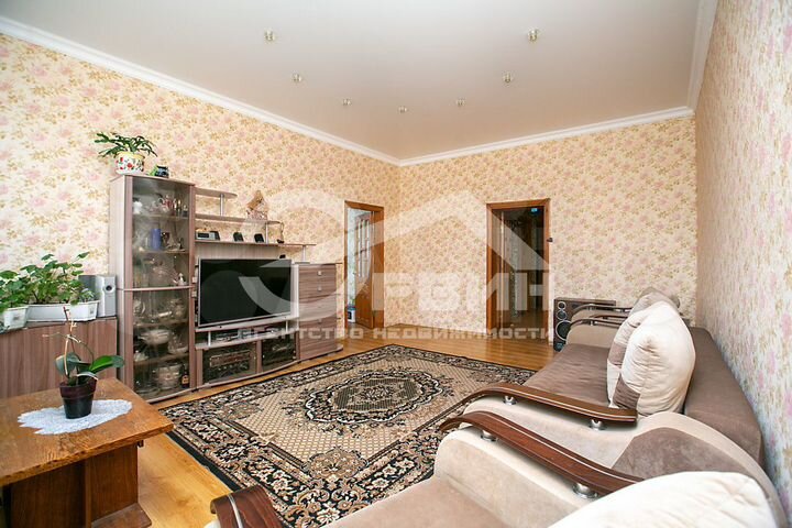 4-к. квартира, 121,7 м², 2/2 эт.