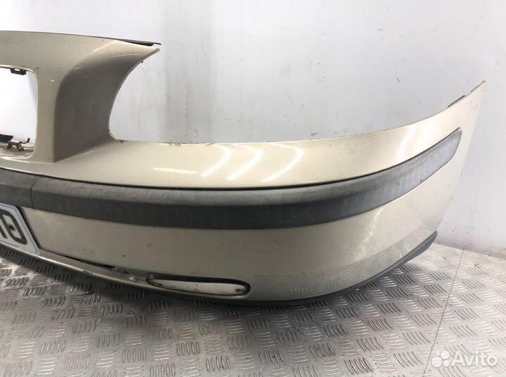 Бампер 09484238 Volvo V70 (2000-2008)