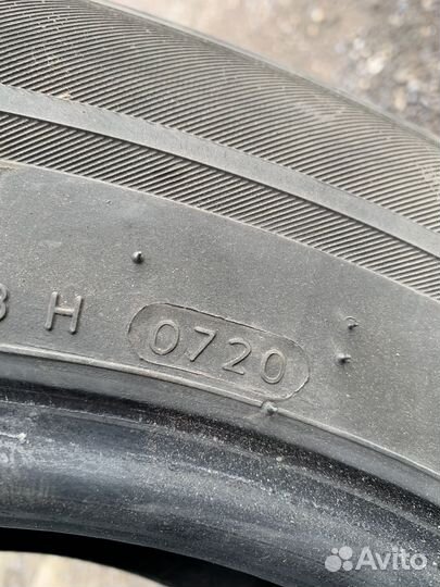 Hankook Radial RA08 215/70 R16 108T