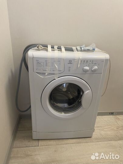 Стиральная машина indesit