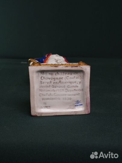 Коллекционная статуэтка солдата французской армии