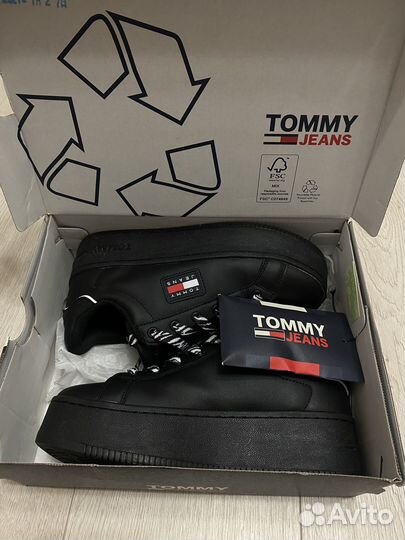 Кроссовки женские tommy jeans