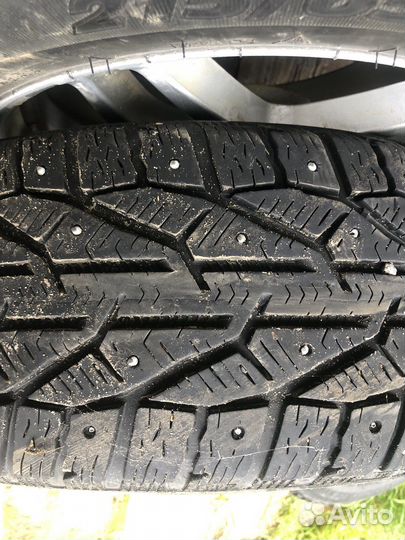 Amberstone 101 215/65 R16