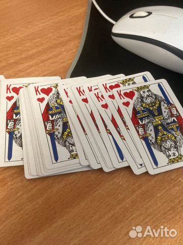 Колода карт с одинаковыми картами