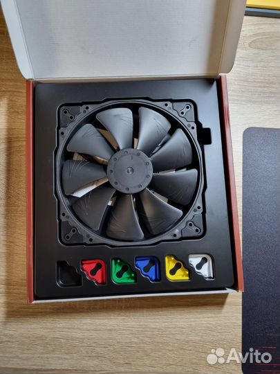 Вентиляторы Noctua 200*200 mm NF-A20 PWM chromax