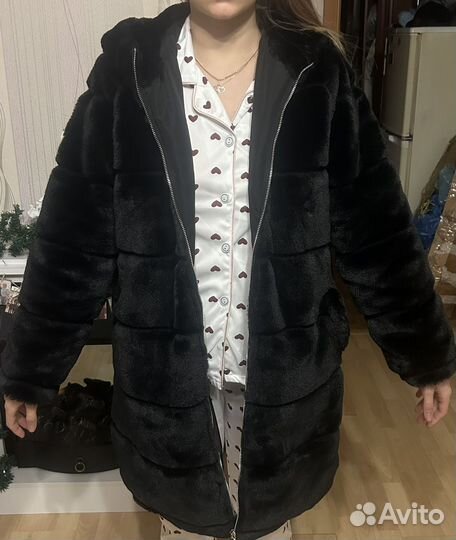 Искусственная шуба черная