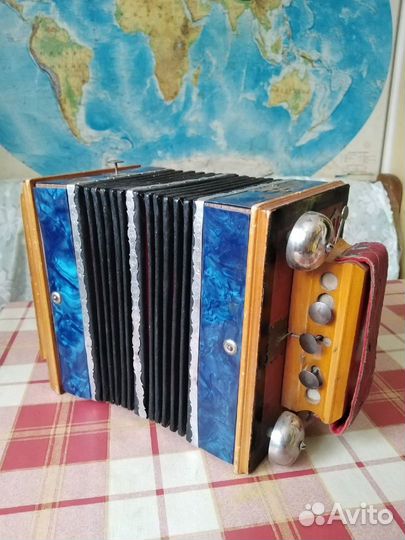 Гармонь, гармошка саратовская и аккордеон детский