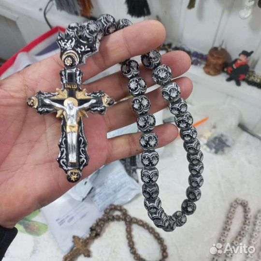 Крест распятие в авто ручная работа