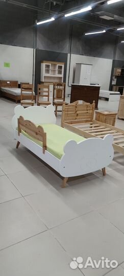 Детская кроватка+ мебель из сосны