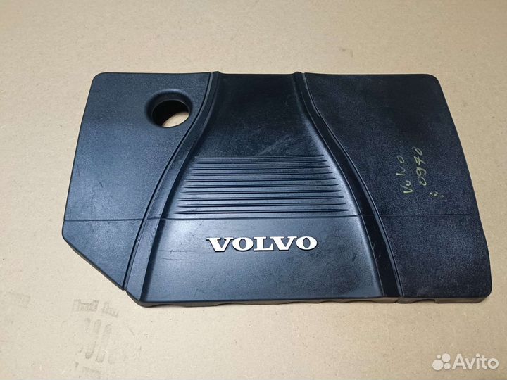 Накладка мотора Volvo V50 S40 1,8