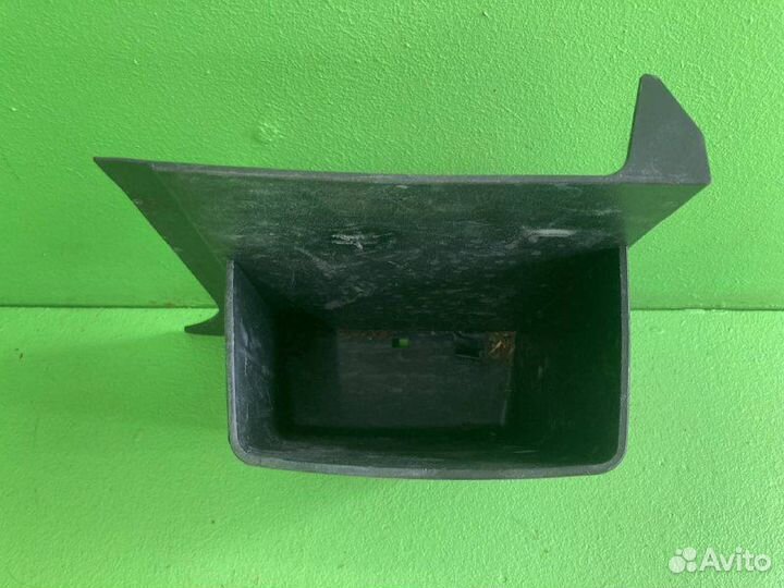 Бардачок mercedes-benz actros MP III