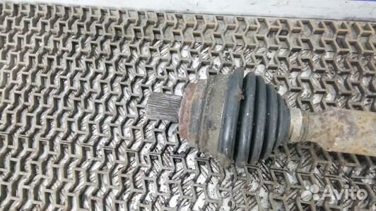 Привод передний правый skoda octavia A5 (BDN12N101