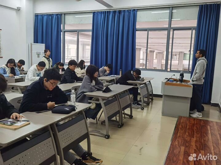 Репетитор иностранные языки