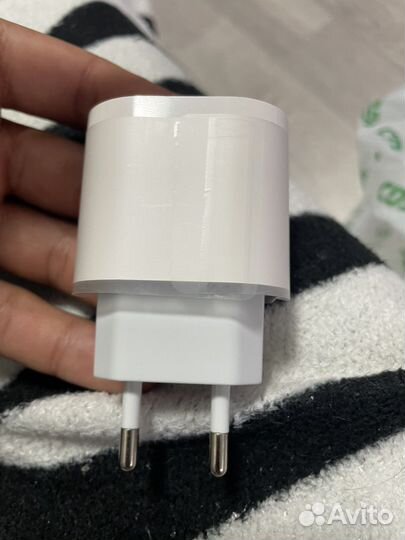 Зарядый блок 20 w iPhone
