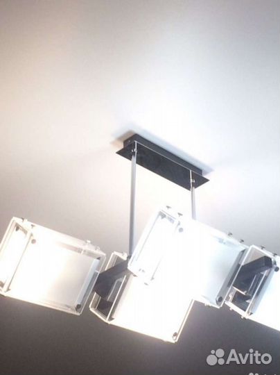 Светильник потолочный