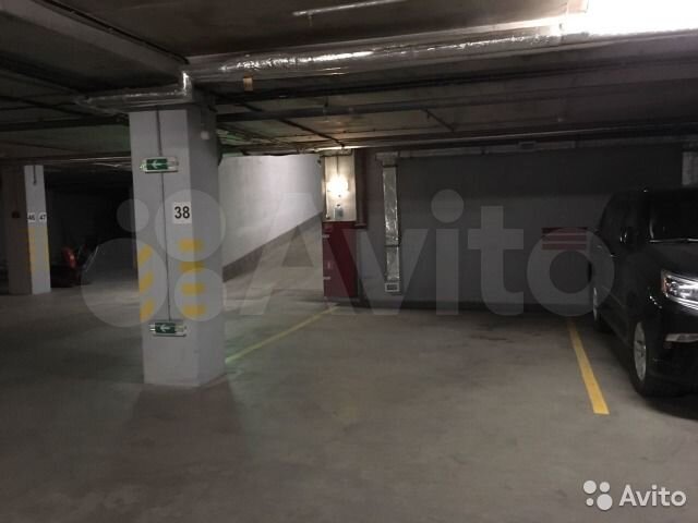 Машиноместо, 20 м²