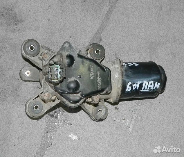 Моторчик дворников Nissan Maxima A33