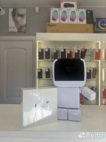 Камера видеонаблюдения няня робот