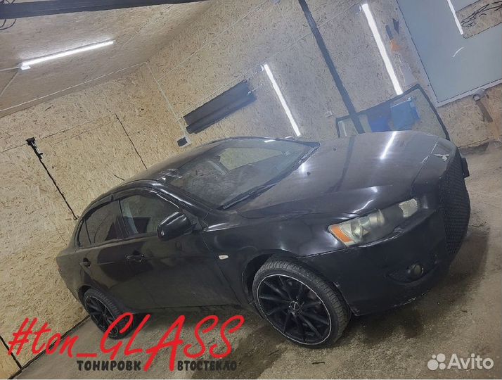 Лобовое стекло на иномарки с заменой