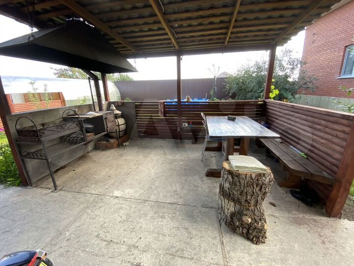 Дом 140 м² на участке 6,5 сот.