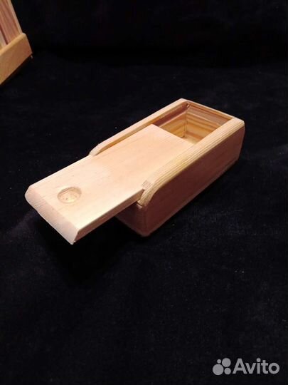 Суренирно- подарочная деревянная коробочка