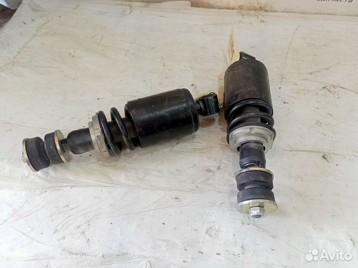 1817663 Амортизатор кабины задний DAF