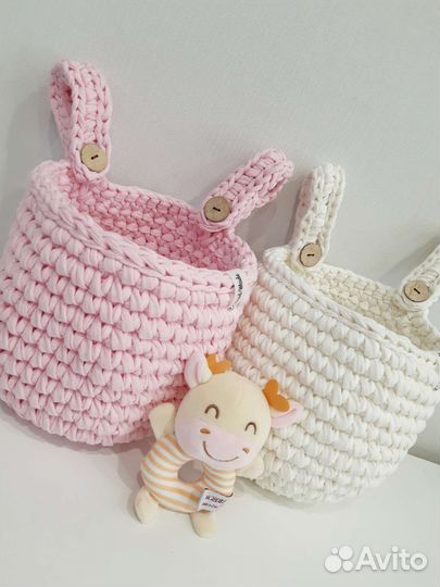 Вязаные корзинки ручной работы