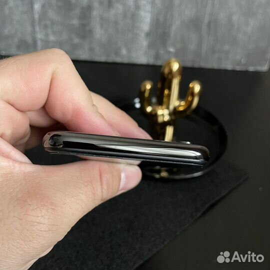 iPhone X, 256 ГБ