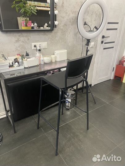 Стул для визажиста бровиста